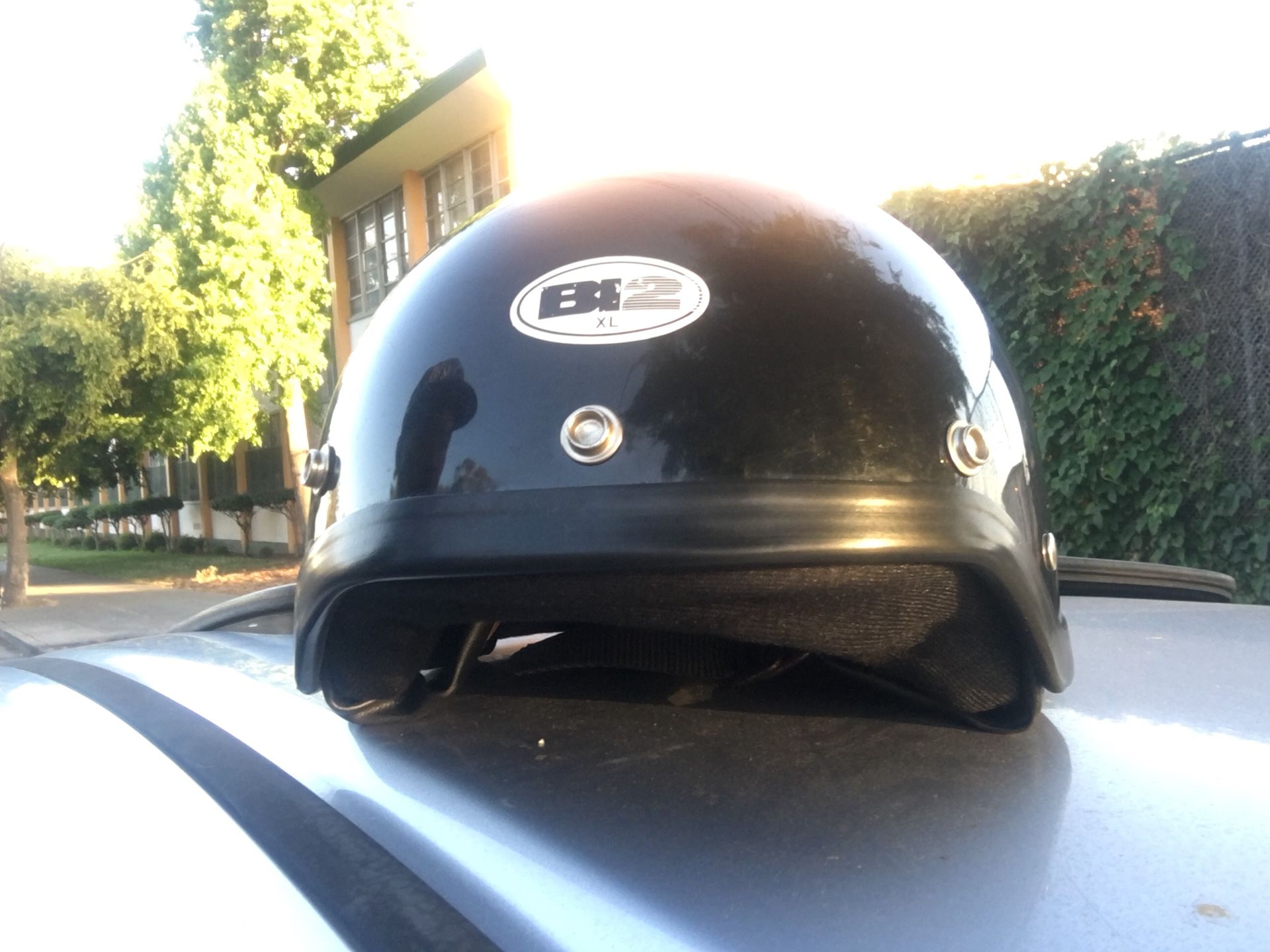 Motorcycle helmet extra large DOT. 80