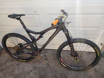 Santa Cruz Tallboy 29er carbon full suspension mountain bike