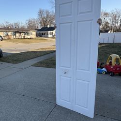 FREE bifold closet door