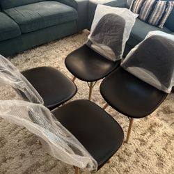 4 dining chairs 