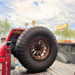 17" FORCE OFFROAD WHEELS WITH 35 1250 17 ZETA TIRE