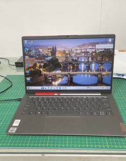  Laptop Lenovo Ducati 5 (82ES0009FR) 