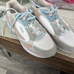 Shoes fila women size #9