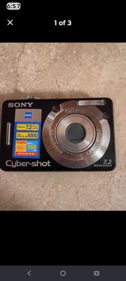 Sony snapshot digital camera used sells for 159 just for camera alone awesome condition cash only