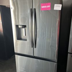 Black Friday Sale!!! Refrigerator Samsung model 2022 36” inches wide/  nevera heladera frío 