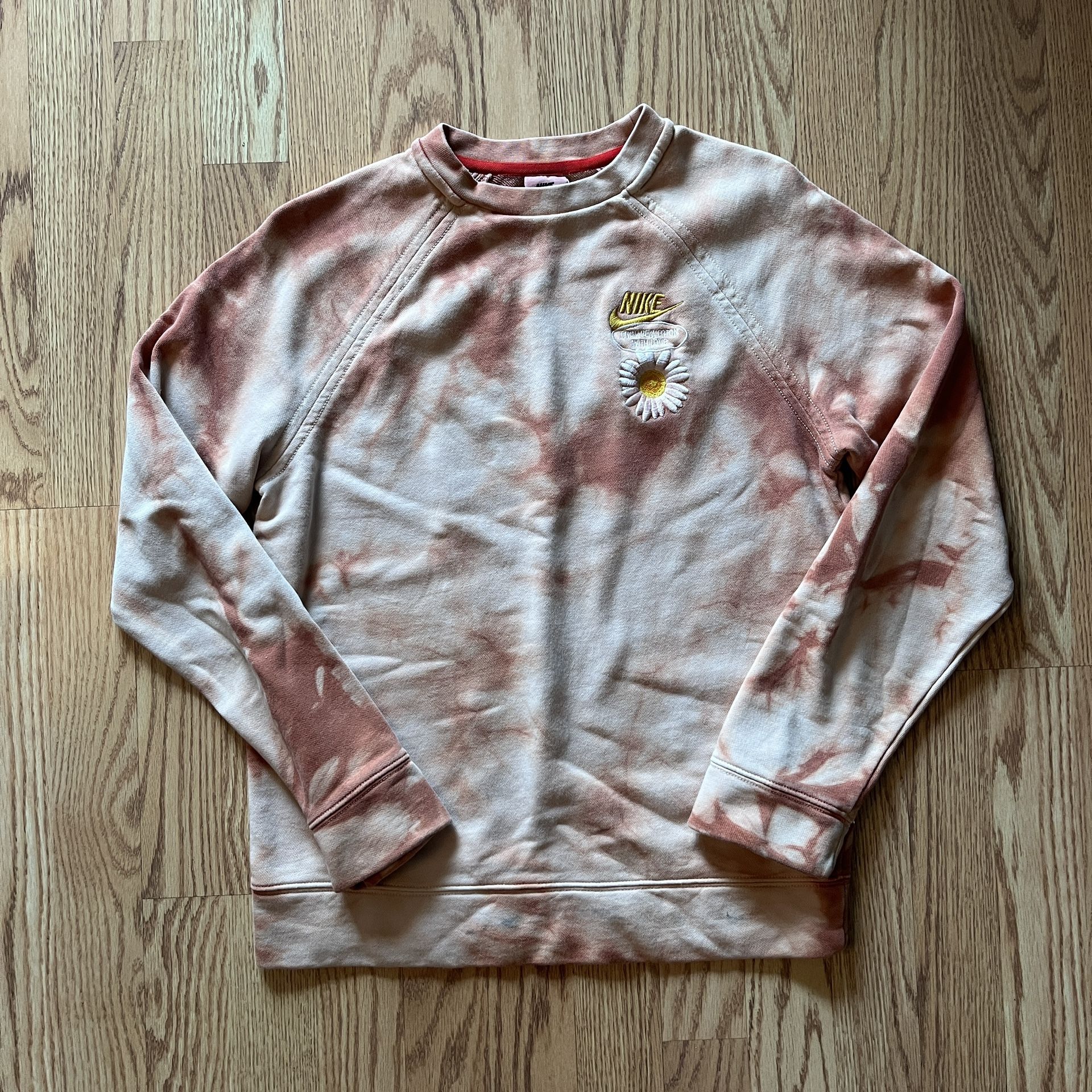 Boys Youth XL Nike Tie Dye Crewneck