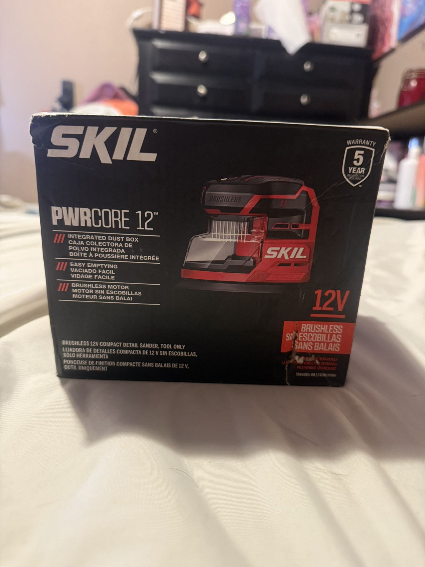 SKIL PWRCORE 12™ Brushless 12V Compact Detail Sander