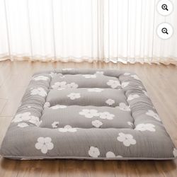 Zelladorra Japanese Floor Mattress, Futon Mattress with Portable Storage Bag, Roll Up Mattress Thick Tatami Mattress Suitable for Camping, Guest Room,