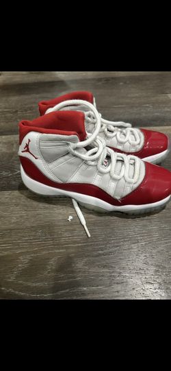 Youth Shoes Size 4.5y