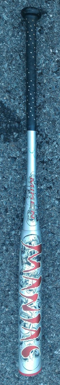 MIKEN MANIAC DSGMCA 34 in 27 oz Softball Bat