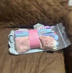 Kids Girls Knee High Long Socks 