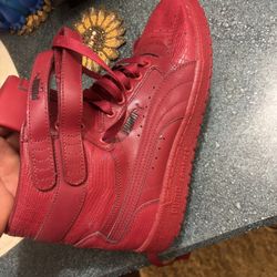 Pumas Nuevo’s Size 10