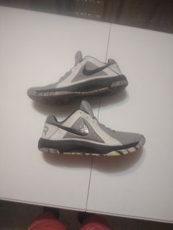 Men's Nike Sneakers - Size 8 
