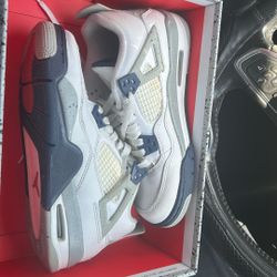 Air Jordan 4 