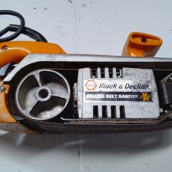 Black & Decker Deluxe Belt Sander