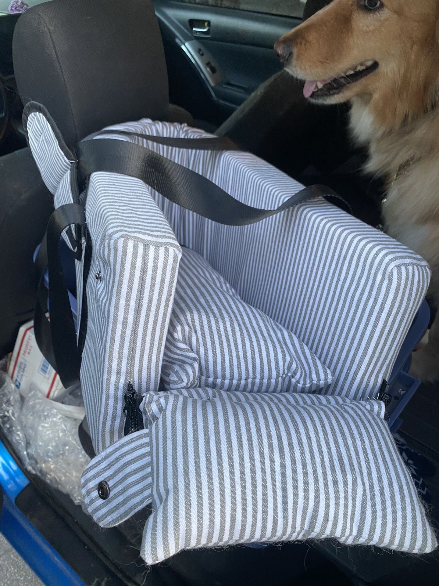 Dog Cat Seat Center Console Carrier Bag 