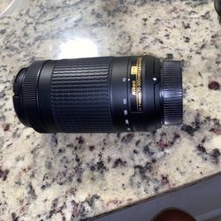 Nikon 70-300mm Lens with Pouch