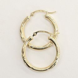 10kt Real Gold Hoop Earring 