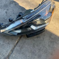 2017 Nissan Sentra Headlight