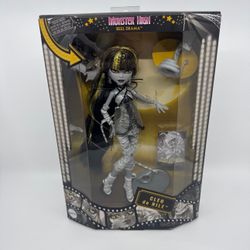 2025 Monster High Cleo De Nile Reel Drama Fashion Doll