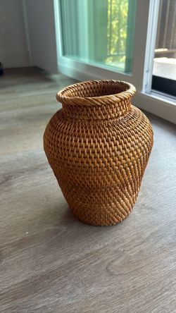 Woven Wicker Decorative Vase