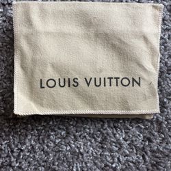 Louis Vuitton Wallet Keychain 