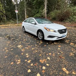Looking To Sell 2016 Hyundai Sonata 