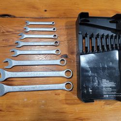 Husky 8-Piece Combination Wrench Set W/ Organizer Tray - 9/16 Wrench Is Missing
