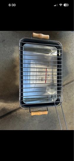 Camping charcoal grill