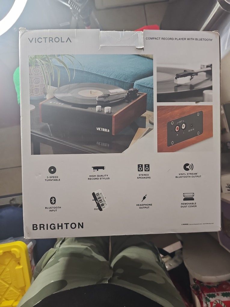 BRIGHTON Bluetooth Record Player