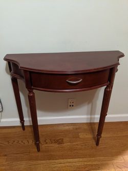 Accent Table