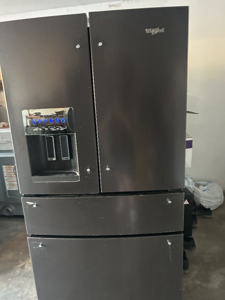 WHIRLPOOL FRENCH DOOR REFRIGERATOR 
DELIVERY AVAILABLE FOR SMALL FEE 