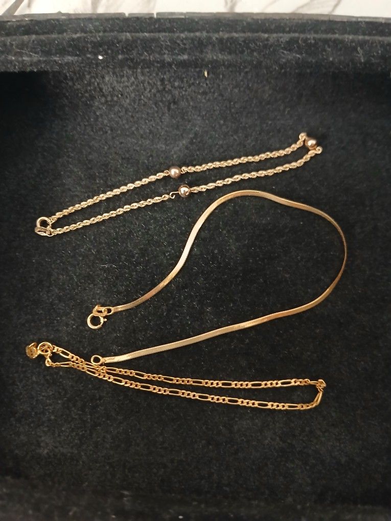3 Bracelet.. Oro 10 K.. Las 3 Por 95 Dolar