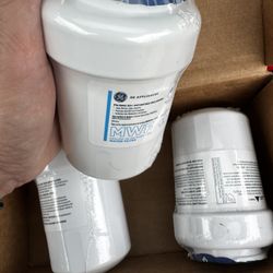 MW F.  Ge Water Filter New  (3 Piece)