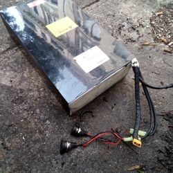 Battery 60 V 38ah.