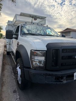 2008 FORD F450 DIES3L 4 DOOR