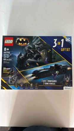 LEGO DC Batman vs. The Joker 3-in-1 Gift Set 66790