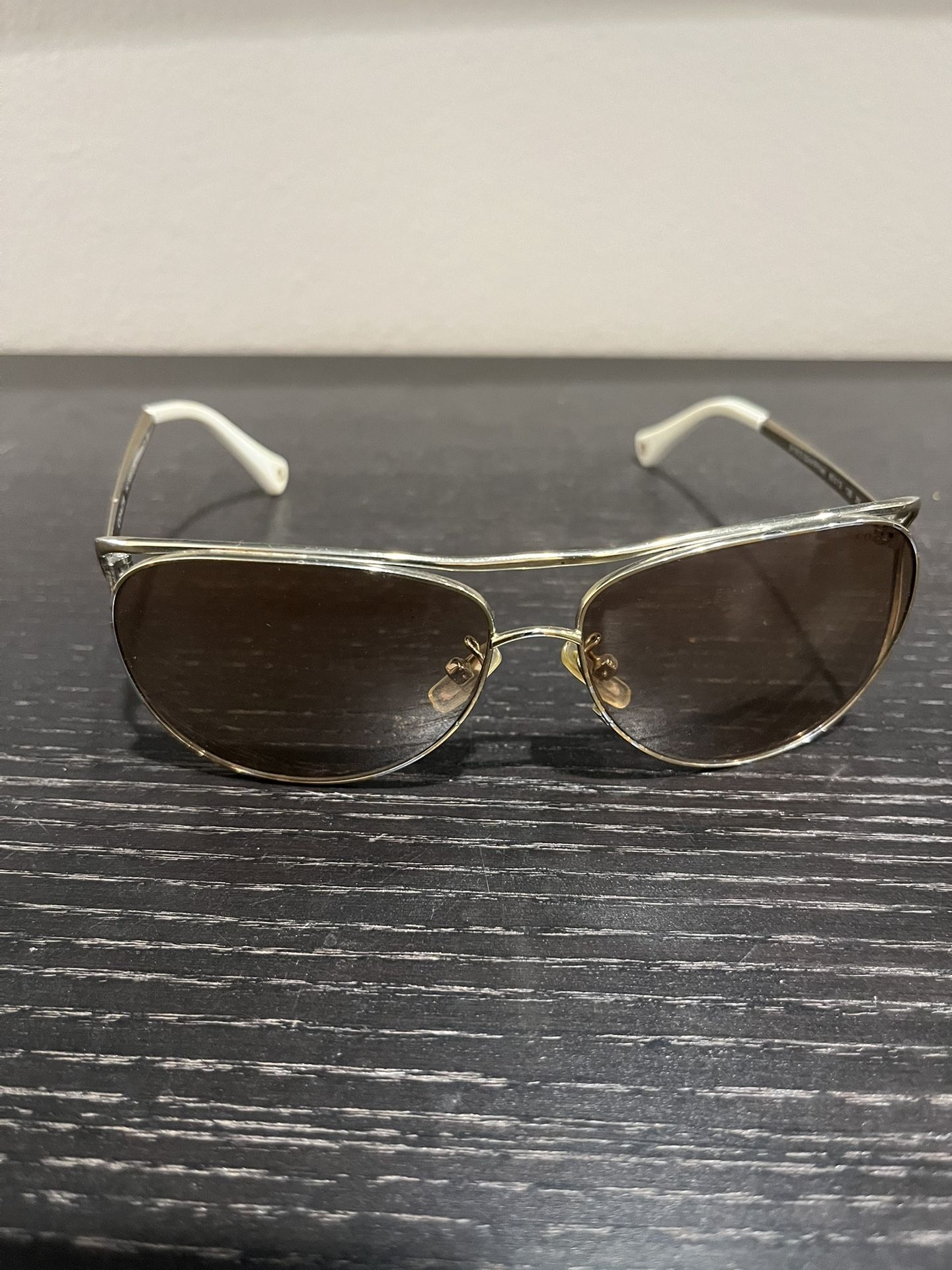 Coach Sunglasses 👓 COACH "Natalie" Aviator Sunglasses - HC 7038 (L069) Gold/White These are a stylish pair of Coach "Natalie" aviator-style sunglasse