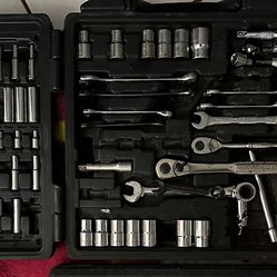 Mechanicals Husky Socket Wrench Set 110  Pieces Carry Case 