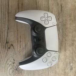 Brand New PlayStation Controller & Phone Controller
