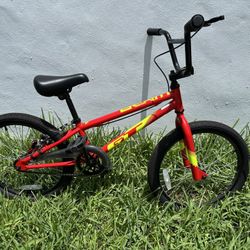 Kids Bike - GT Berm 18.5”