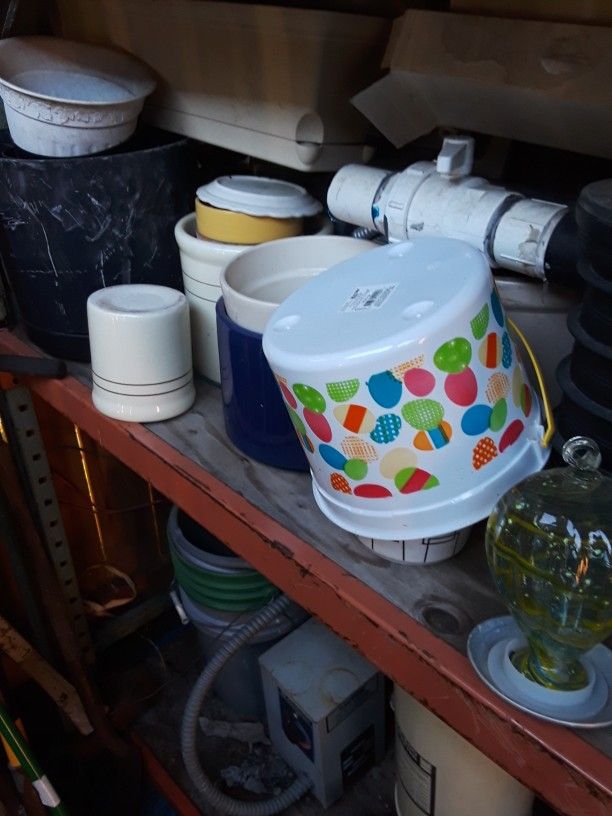 Lots Of Free Stuff