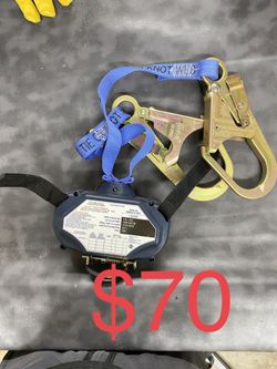 Retractable Fall Protection New And Harness New