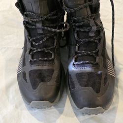 Under Armor Gore-Tex Michelin