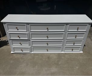 Free dresser