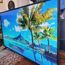 70" LG smart tv great condition come with remote.  Great quality pic 