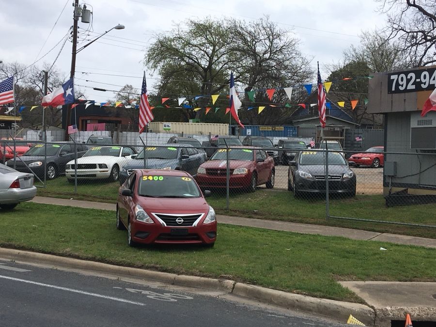 Carlot for lease w/office (30 cars) Airport 49th for Sale in Austin