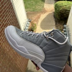 Jordan 12 “ Stealth”