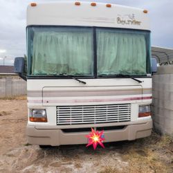 2002 Fleetwood Bounder 32H