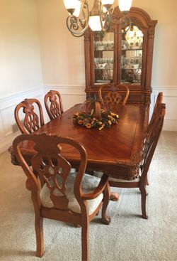 Cherry wood dining room set and mirror